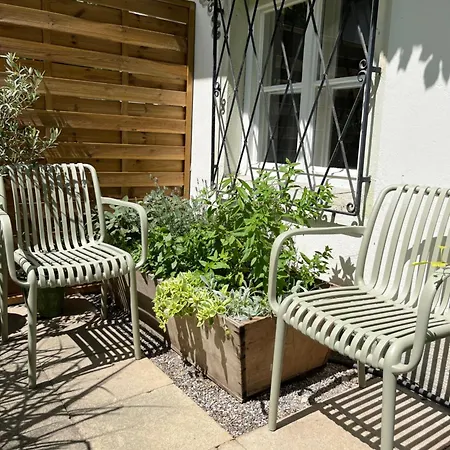 Gartenglueck Apartment Traunstein